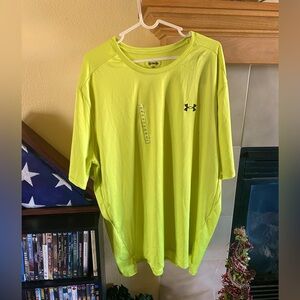 Men’s Under Armour crew neck NWT T-Shirt workout XXL neon green short sleeve